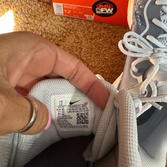 NIB, Nike Fly-By Mid 3, Multiple Sizes - Picture 4 of 8